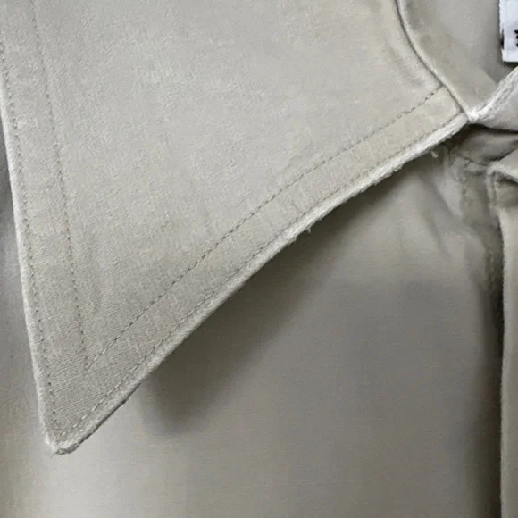 Giorgio Armani Men's Light Tan Button Down Shirt - Picture 3 of 9